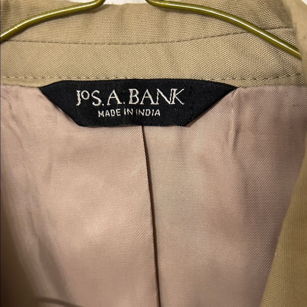 JoS. A. Bank Classic Khaki Blazer - Picture 2 of 4